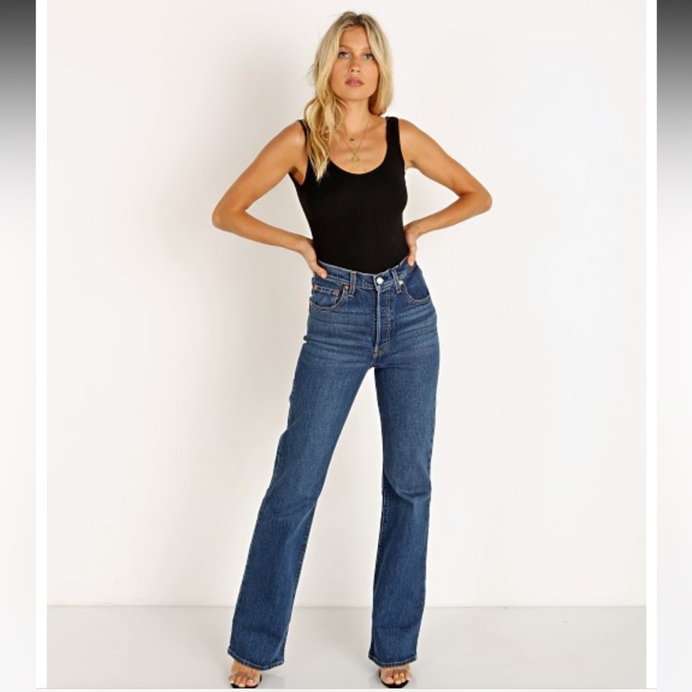 Levis Ribcage Bootcut Jeans